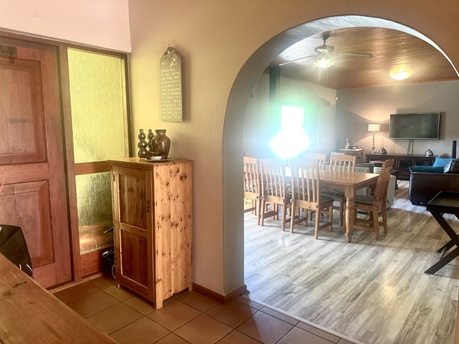 4 Bedroom Property for Sale in Bergsig Western Cape